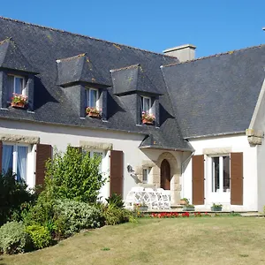 D'hotes Du Theven Bed & Breakfast